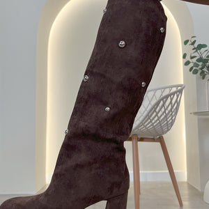 BOTA ALTA TACHUELAS MEGAN