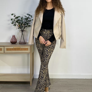 PANTALON CAMPANA ANIMAL PRINT