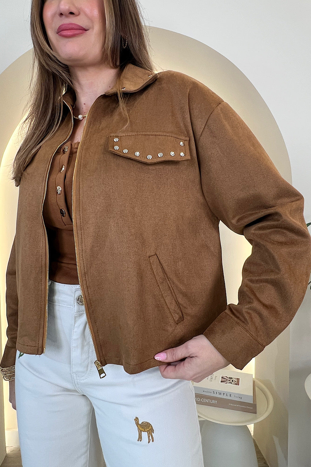 VELOURSJACKE MIT NIETEN