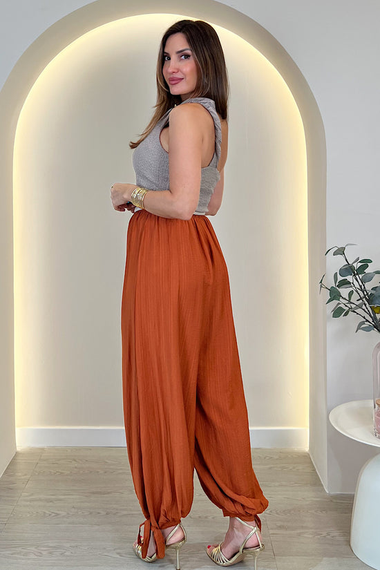 PANTALON BOMBACHO LAZOS BAJO