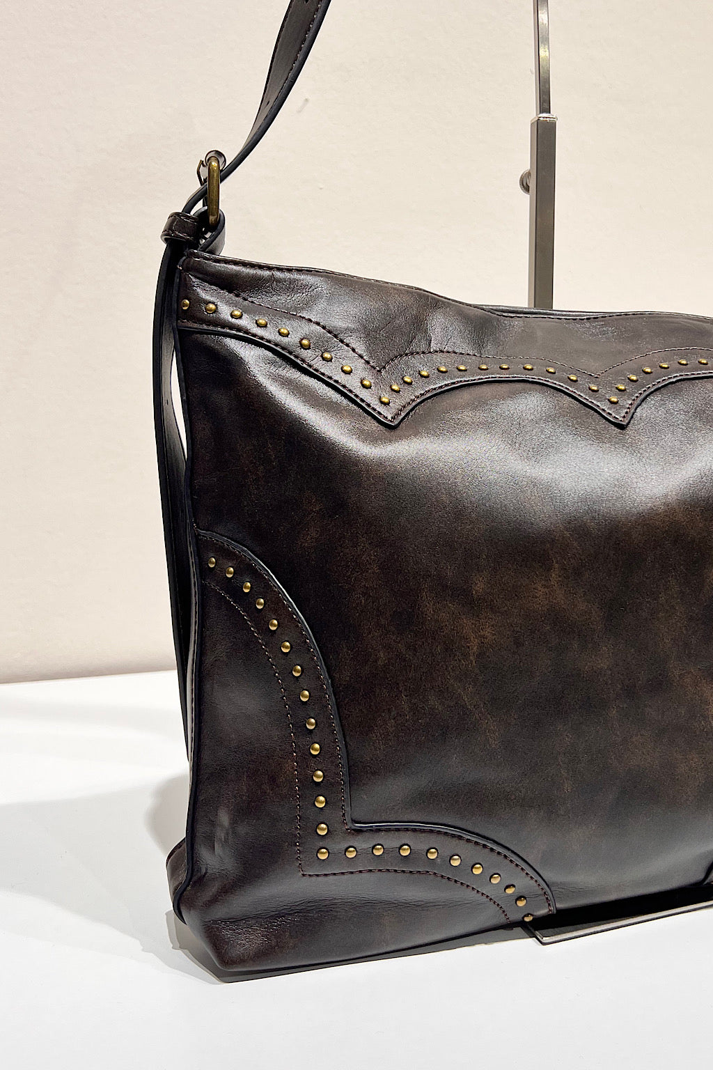 BOLSO TACHUELAS RUSH