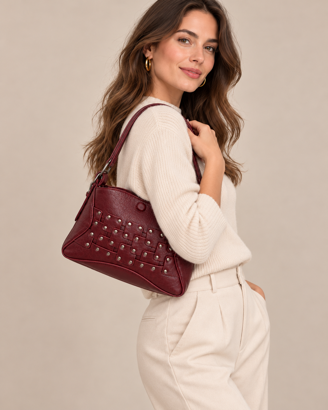 BOLSO HOMBRO TRENZADO TACHUELAS