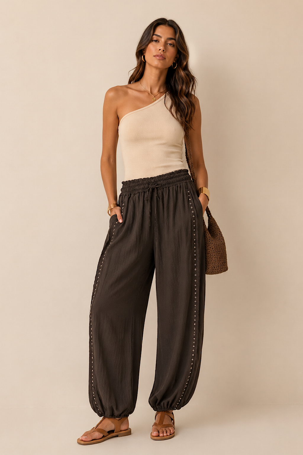 PANTALON BOMBACHO TACHUELAS