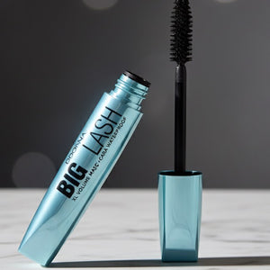 MASCARA DE PESTAÑAS RESISTENTE AL AGUA