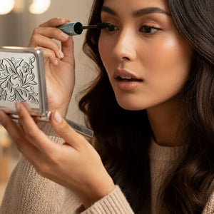 MASCARA DE PESTAÑAS RESISTENTE AL AGUA