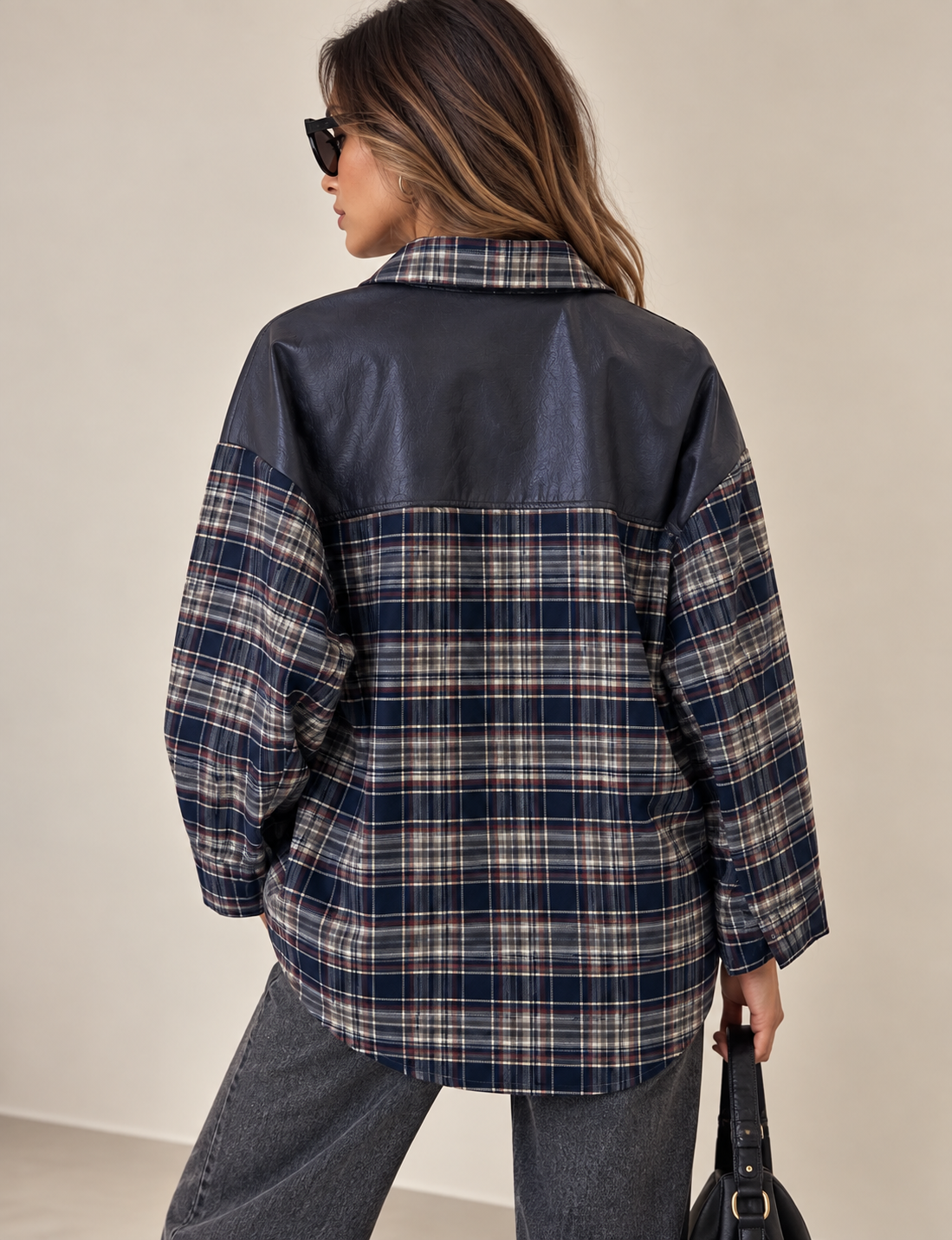 SOBRE CAMISA CUADROS + POLIPIEL
