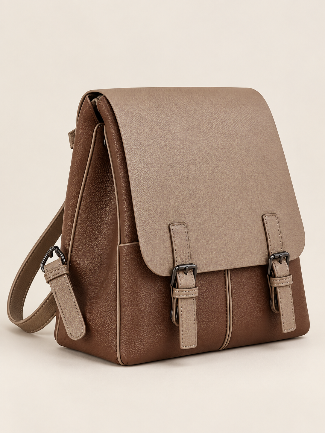 MOCHILA POLIPIEL CON HEBILLAS