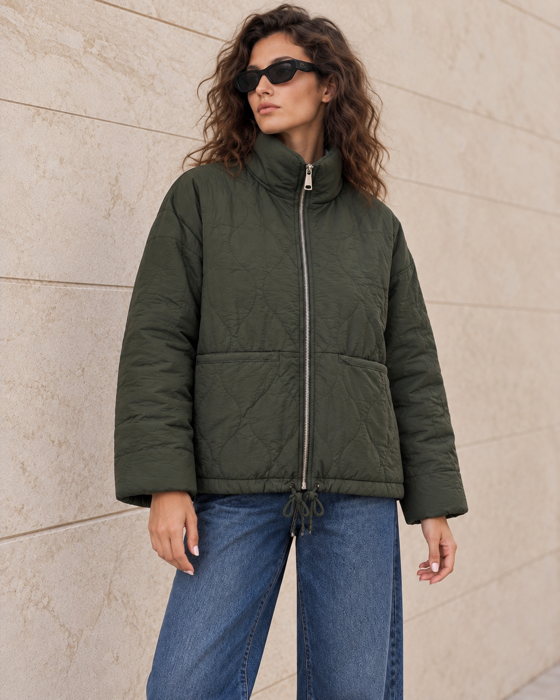 CHAQUETA LIGERA CON  CREMALLERA