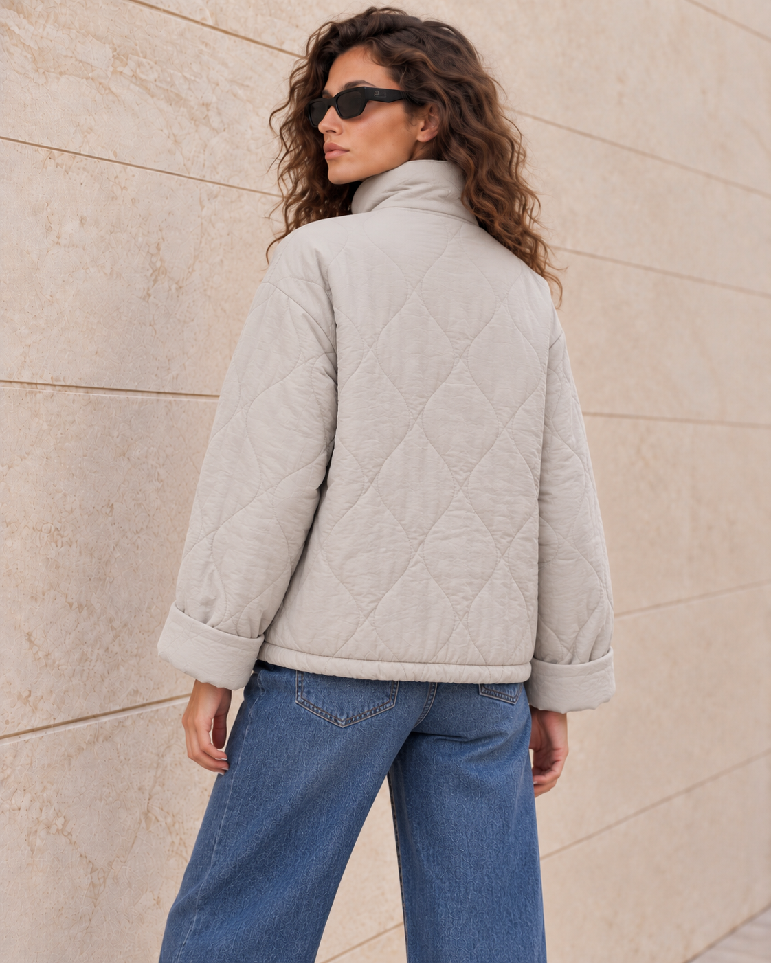 CHAQUETA LIGERA CON  CREMALLERA