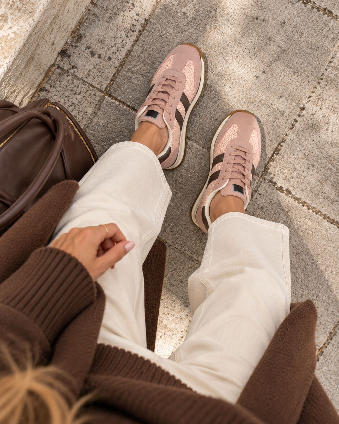 DEPORTIVA ROSA PASTEL TEXTURIZADAS