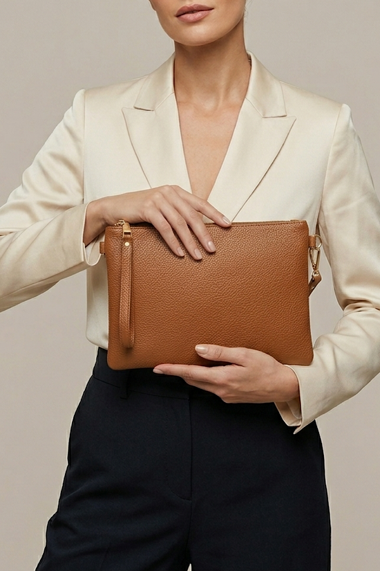 CARTERA DE MANO GENOVEVA