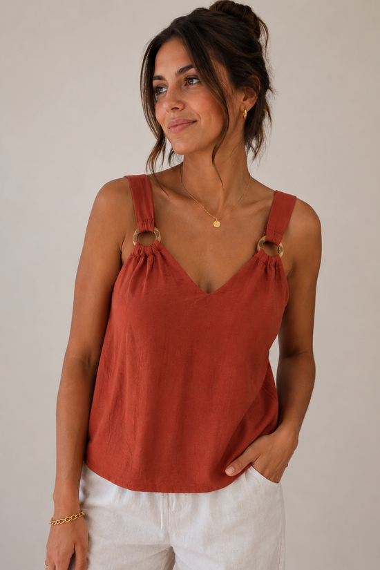 CAMISETA FLUIDA DETALLE MADERA