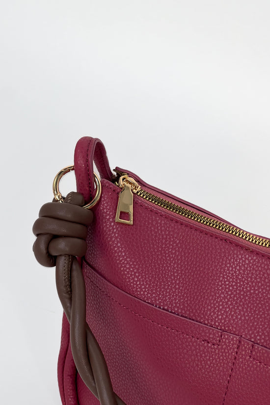 TASCHE MIT GEFLOCHTENEM HENKEL