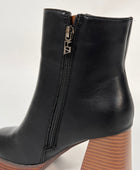 BOTIN BLACK TACON CUADRADO